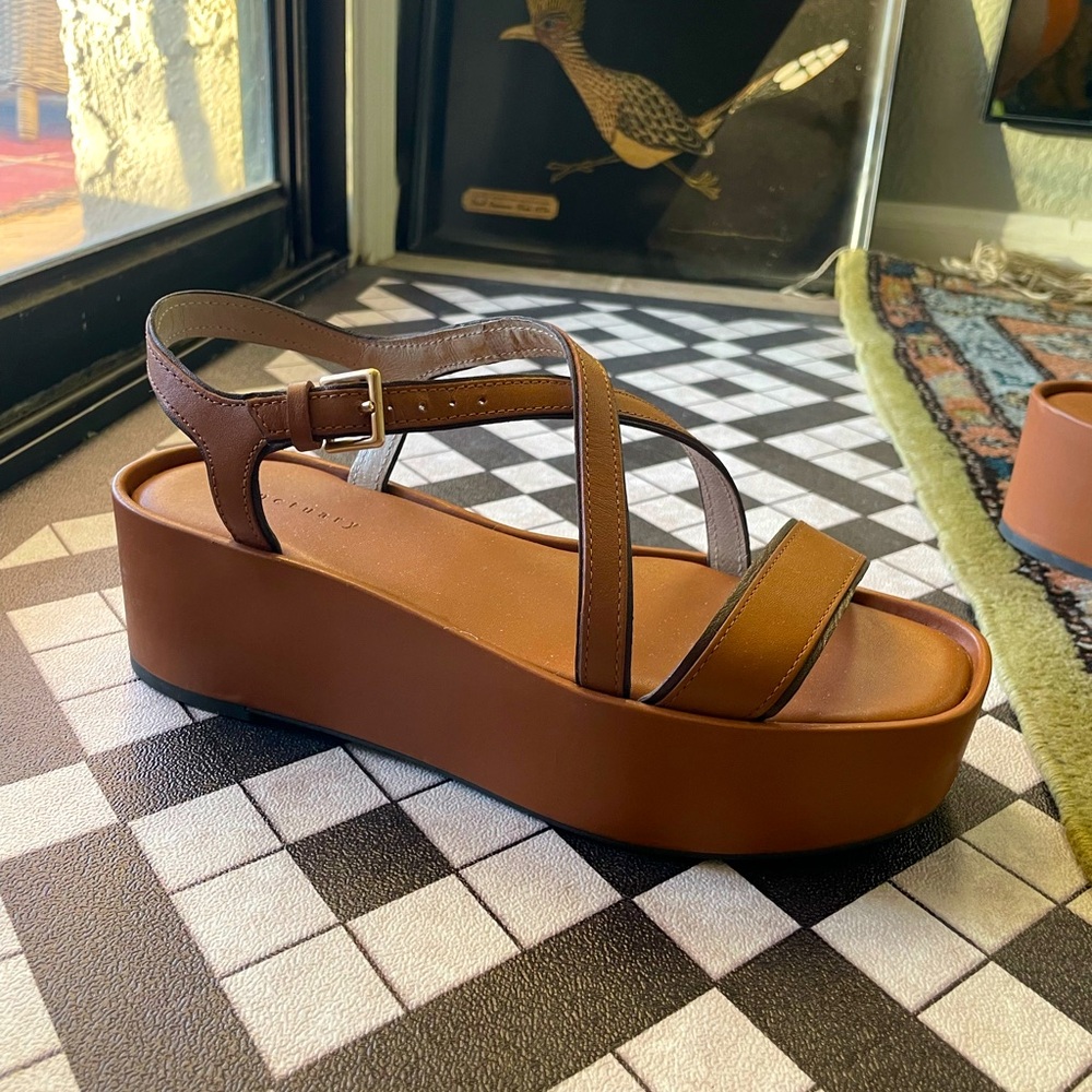 Platform leather sandals